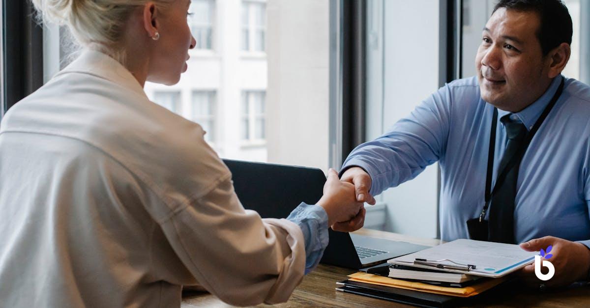 CLIENT SERVICING EXECUTIVE JOB DESCRIPTION - BIZCRM APP